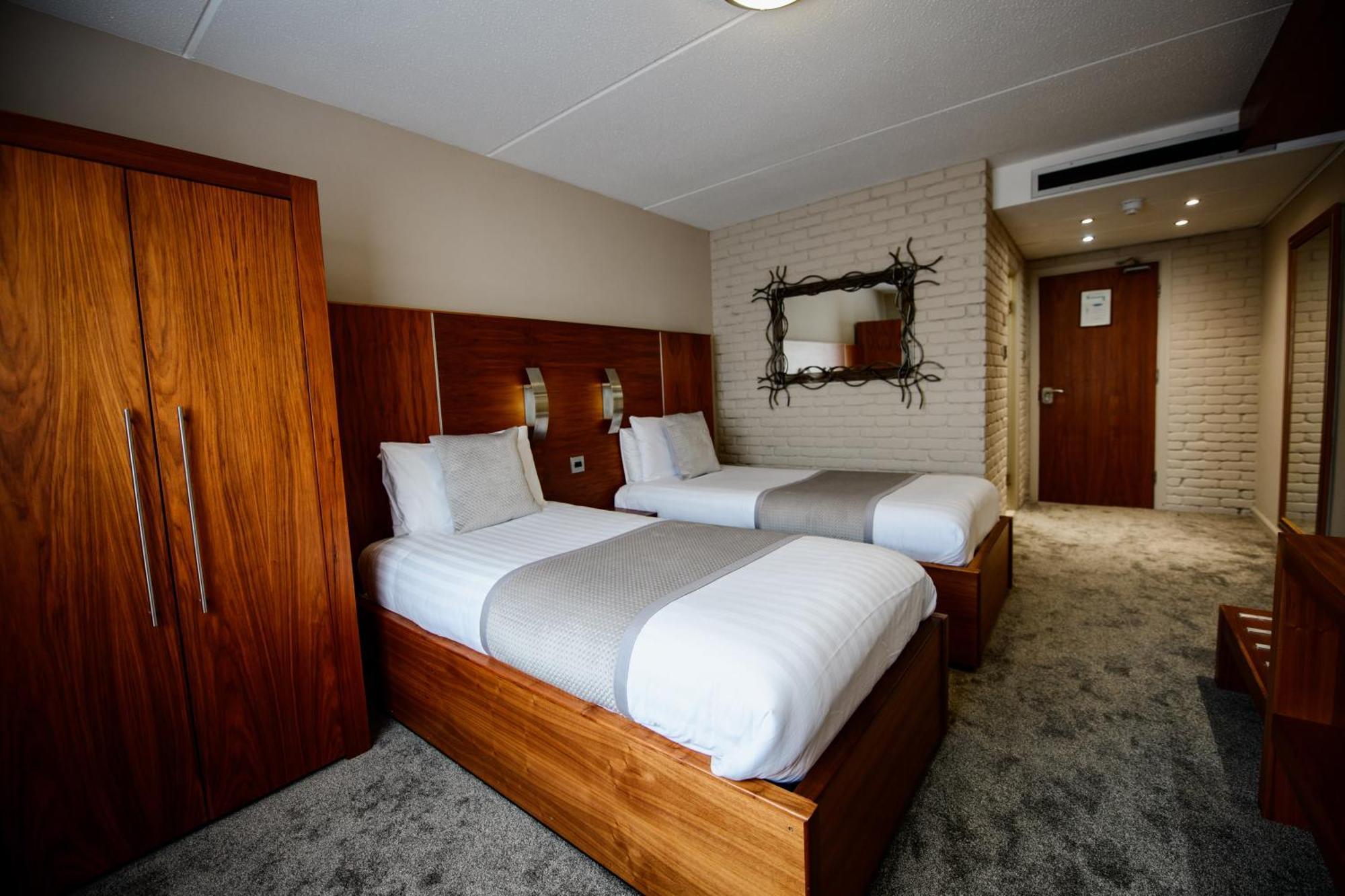 The Crown Hotel Bawtry-Doncaster Ngoại thất bức ảnh